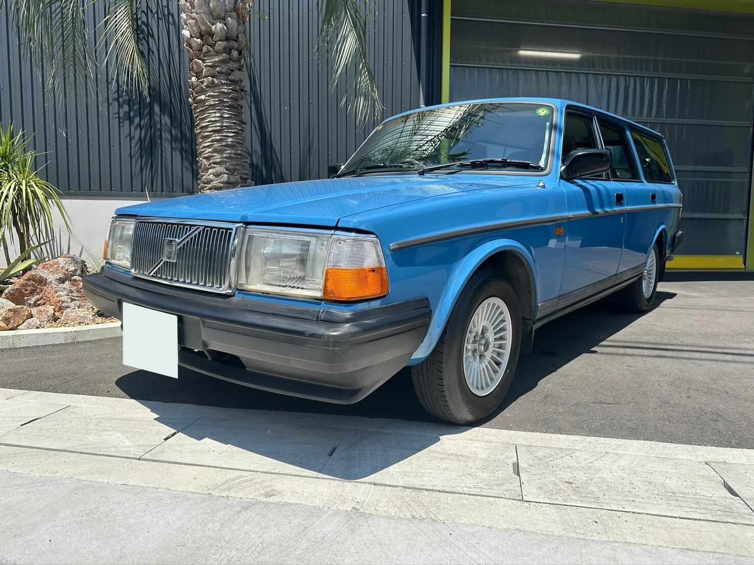 お客様が購入してくださったカスタム後のVOLVO240