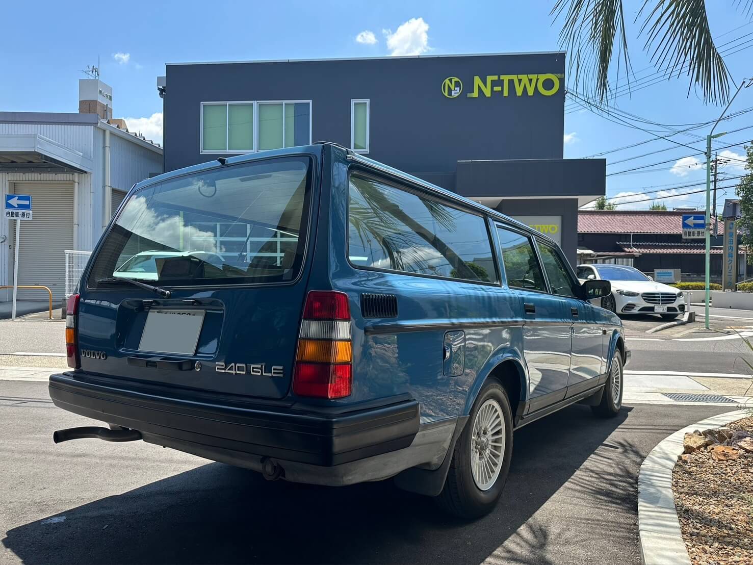 お客様が購入してくださったカスタム後のVOLVO240