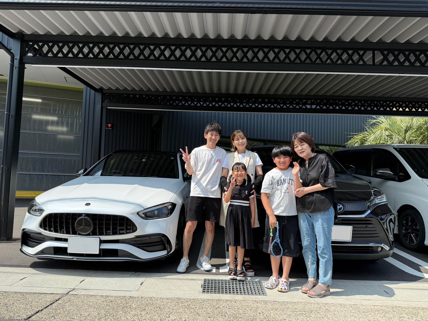 お客様が購入したメルセデスAMG C43 ステーションワゴンとI様