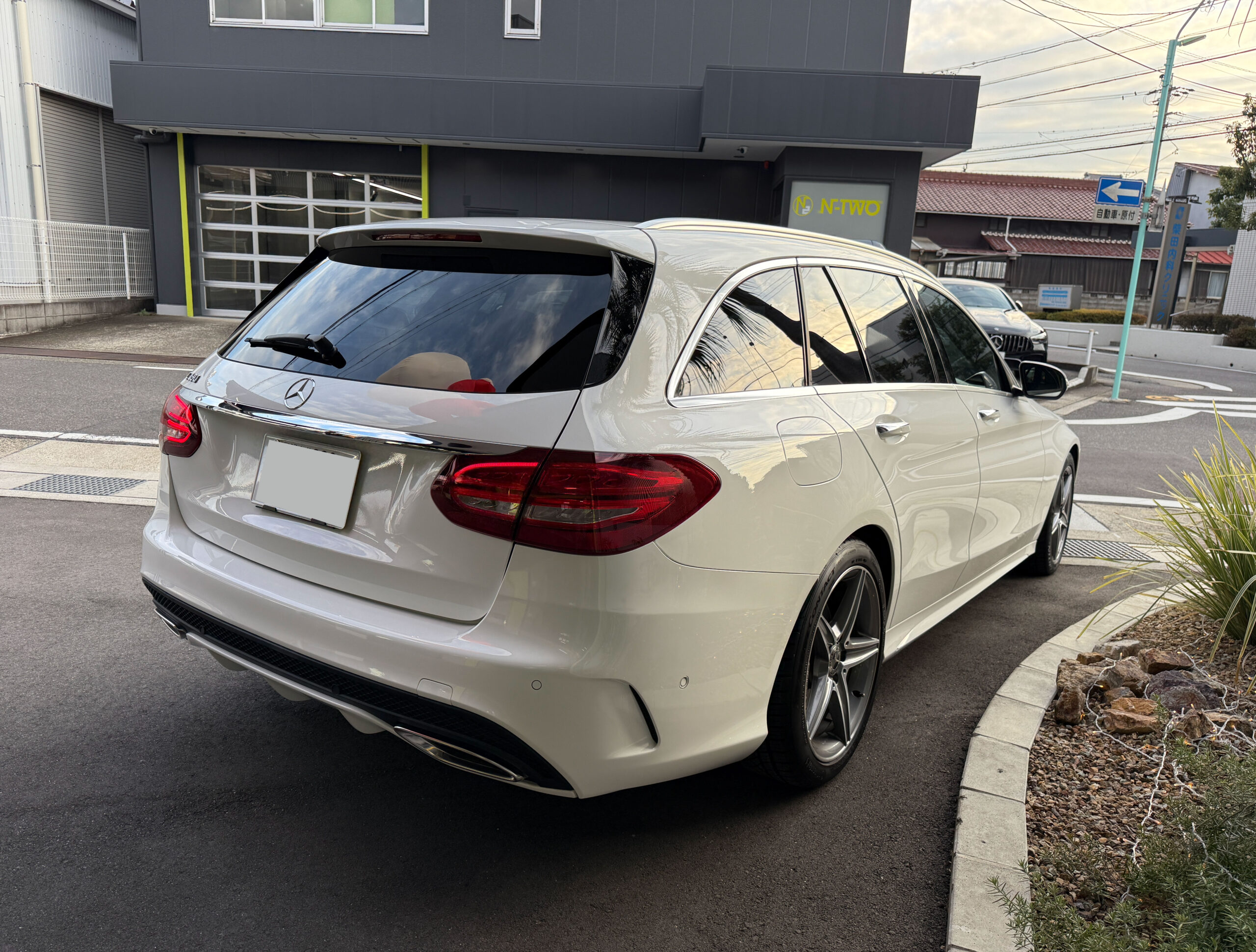 お客様が購入したメルセデスベンツ Cクラスのリア